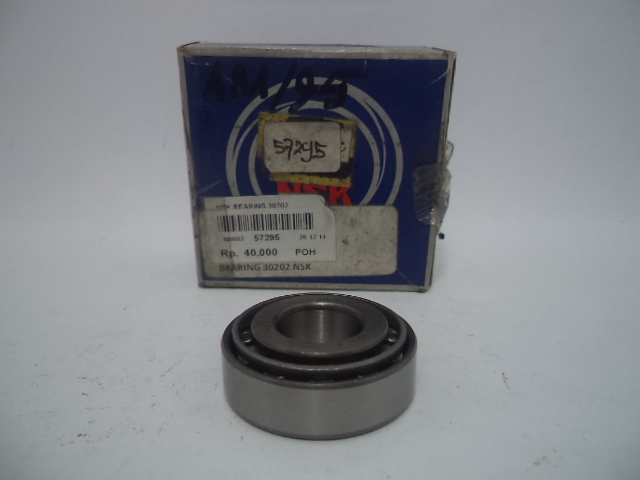 NSK BEARING 30202