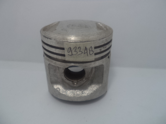 AHM PISTON CBK3 OVER 0.50